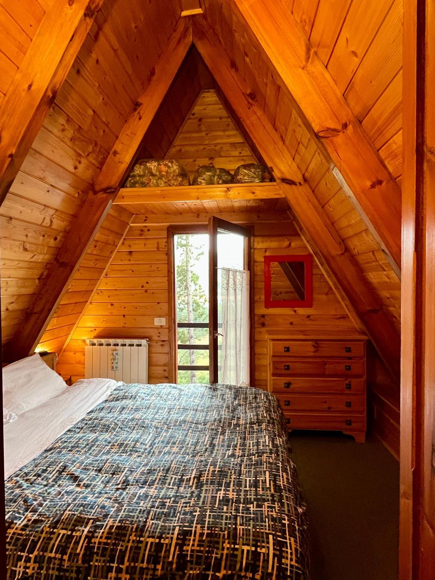 Chalet Natura La Taverna Dei 3 Porcellini Cavaliere  Eksteriør billede