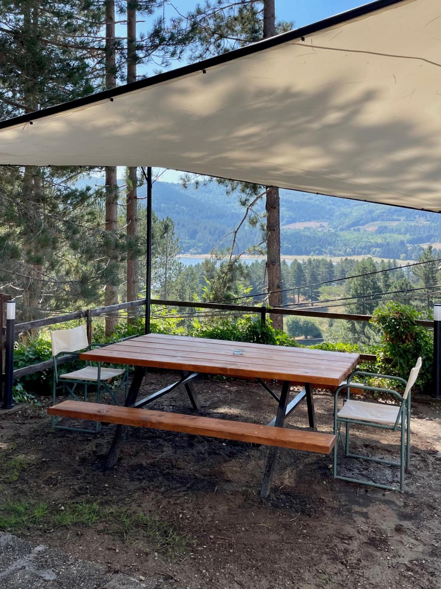 Chalet Natura La Taverna Dei 3 Porcellini Cavaliere  Eksteriør billede